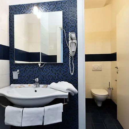 Gambrinus Lägenhetshotell Giulianova