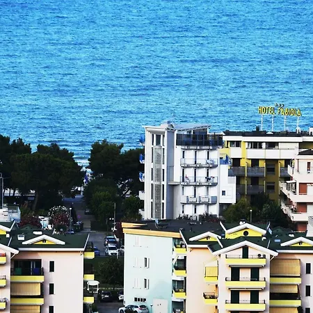 Lägenhetshotell Gambrinus 4*