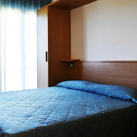 Lägenhetshotell Gambrinus 4*